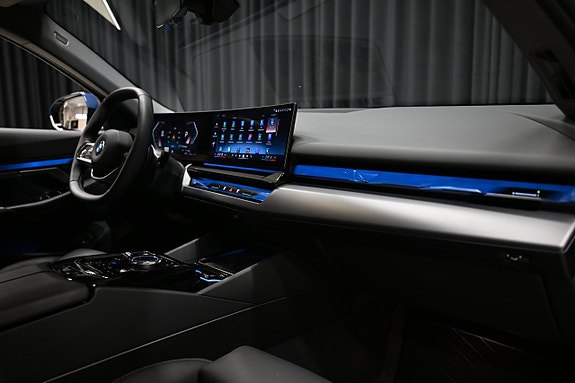 BMW 520d 29 of 30
