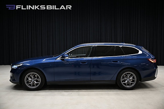 BMW 520d 2 of 5