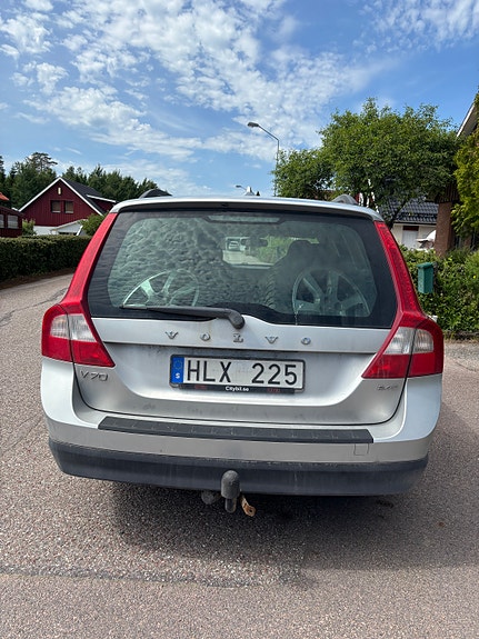 Volvo V70 5 of 5