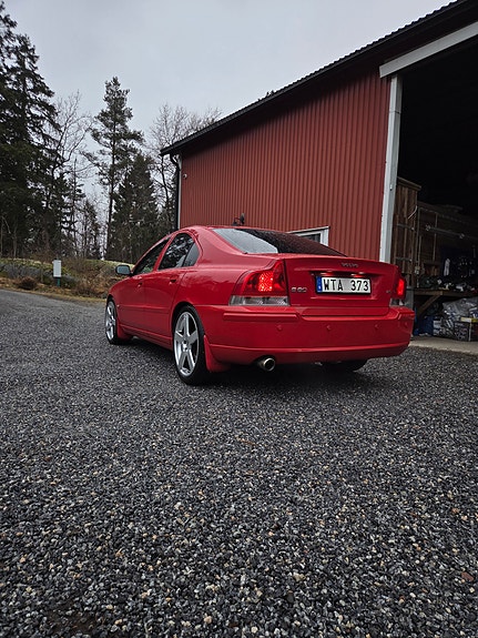 Volvo S60 3 of 5