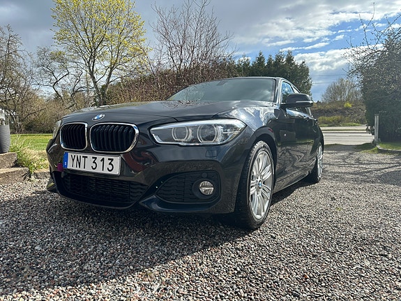 BMW 118i 5 of 5