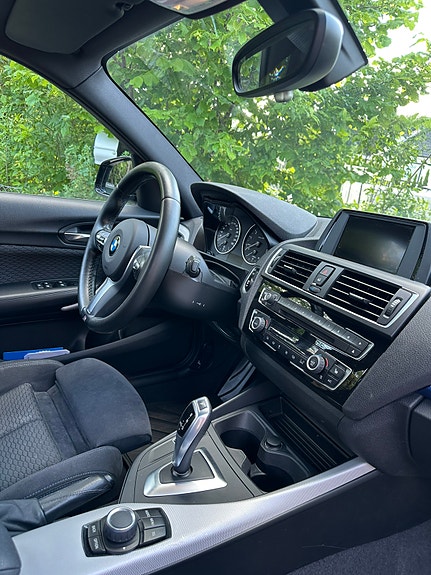 BMW 118i 27 of 30