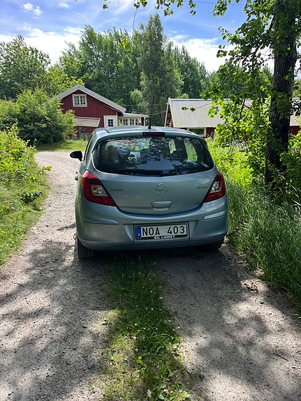 Opel Corsa 3 of 4