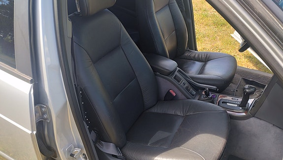 Saab 9-5 8 of 12