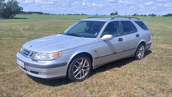 Saab 9-5 2 of 12