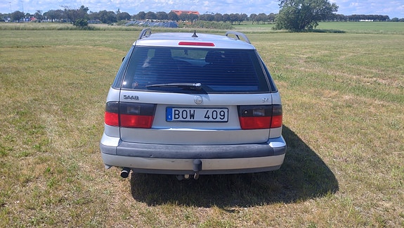 Saab 9-5 4 of 12