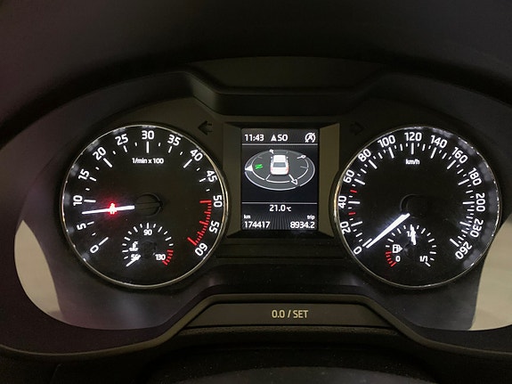 Skoda Octavia 12 of 22