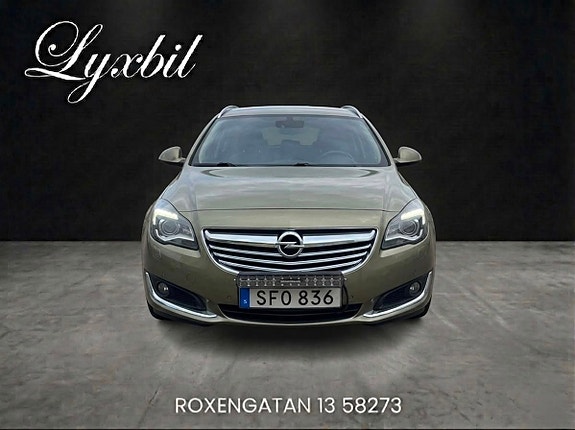 Opel Insignia 2 of 5
