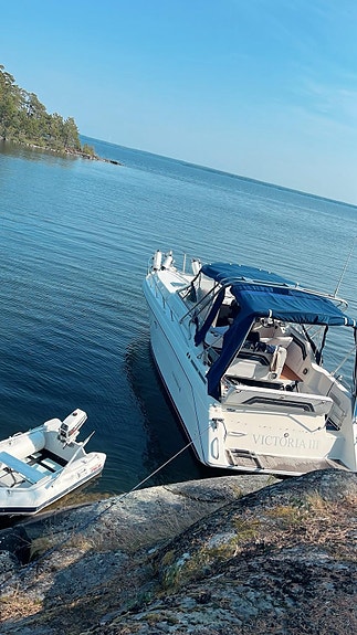 Rinker fiesta vee 300 3 of 15