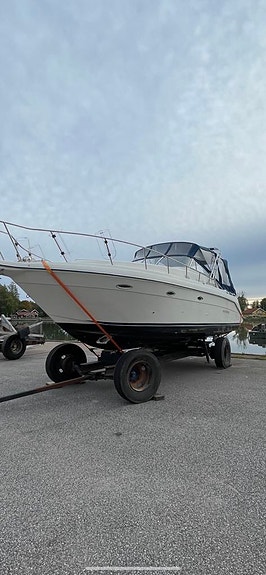 Rinker fiesta vee 300 4 of 15