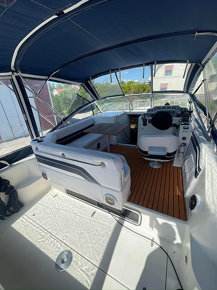 Rinker fiesta vee 300 14 of 15
