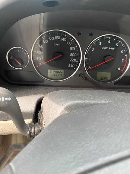 Volvo V40 5 of 5