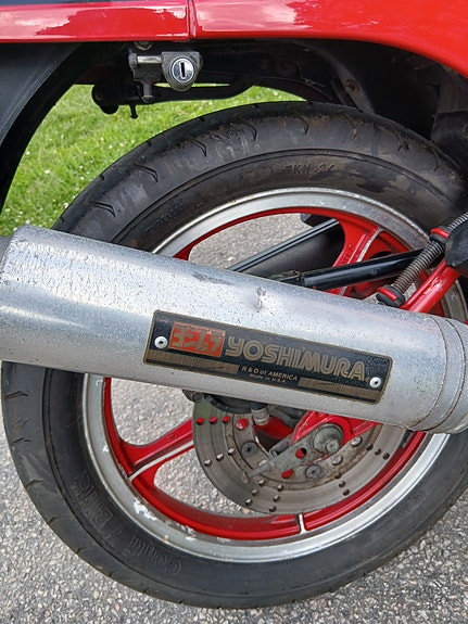 Kawasaki Z 550-H1/GP 2 of 5