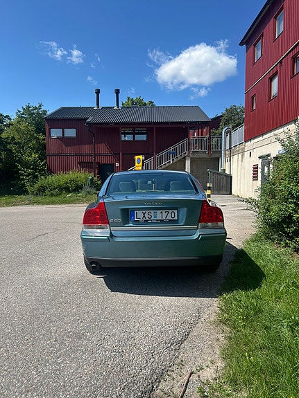 Volvo S60 5 of 5