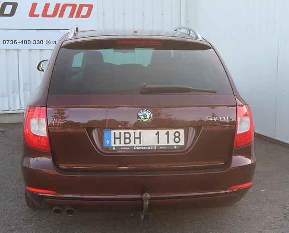Skoda Superb 4 of 5