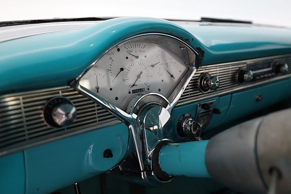 Chevrolet Bel Air 11 of 30