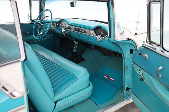 Chevrolet Bel Air 17 of 30
