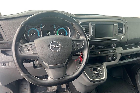 Opel Vivaro-e 13 of 22
