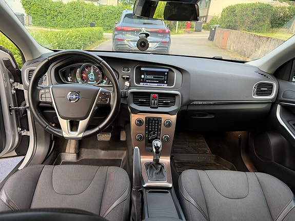 Volvo V40 Cross Country 5 of 5