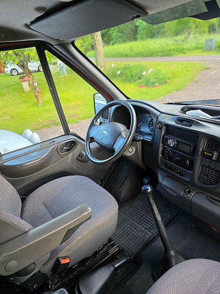 Ford Transit 3 of 5