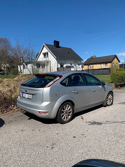 Ford Focus 2 of 2