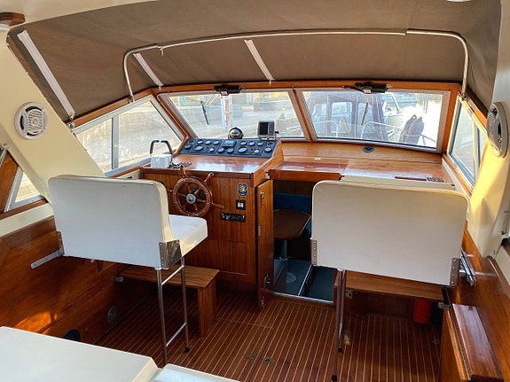 Storebro 31 Baltic -78 | Volvo Penta TAMD40B -95 | Axlar 2 of 5