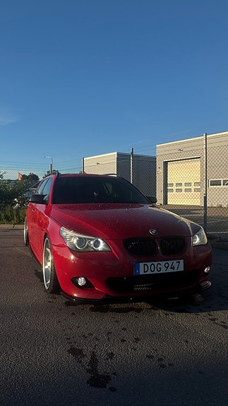 BMW 520d 2 of 5