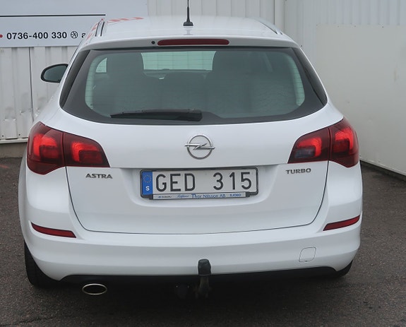 Opel Astra 4 of 5