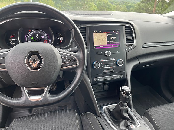 Renault Megane IV 5 of 5