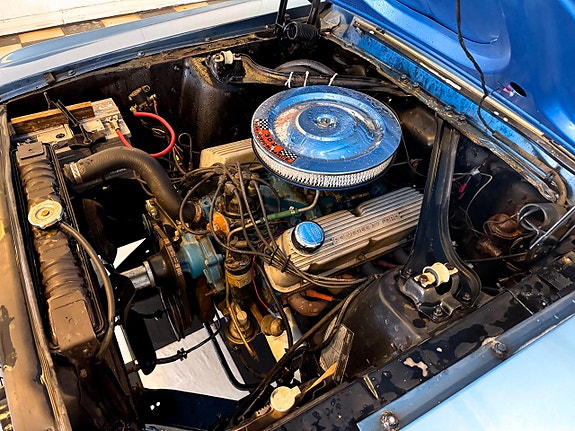 Ford Mustang 22 of 22