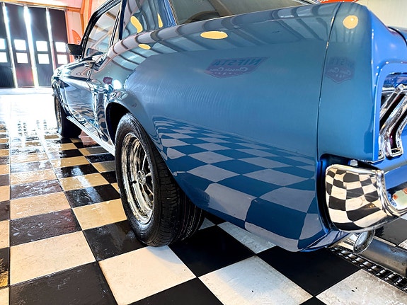 Ford Mustang 15 of 22