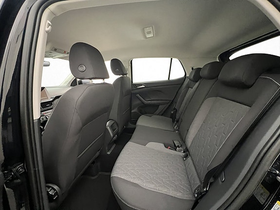 Volkswagen T-Cross 11 of 30