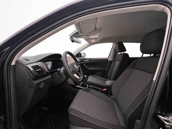 Volkswagen T-Cross 15 of 30