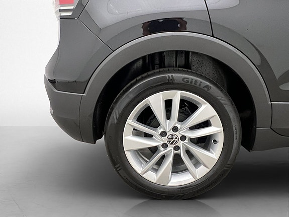 Volkswagen T-Cross 29 of 30