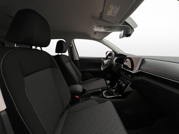 Volkswagen T-Cross 8 of 30