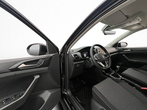 Volkswagen T-Cross 14 of 30
