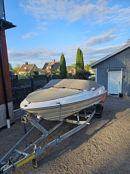 Regal 1700lsr bowrider, Volvo Penta 4.3 GL 7 of 9