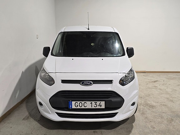 Ford Transit Connect 2 of 5