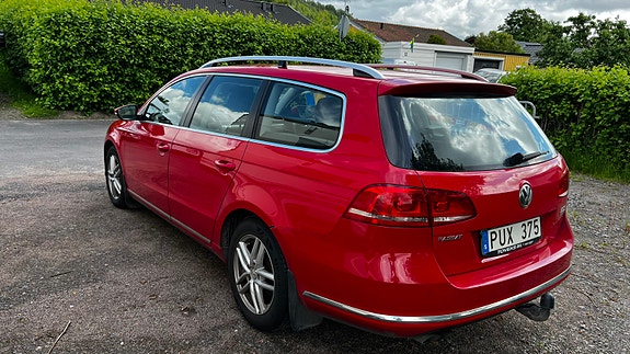Volkswagen Passat 3 of 5