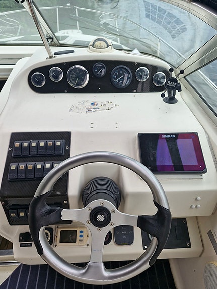 Sea Ray Sundancer 250 11 of 11