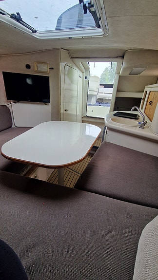 Sea Ray Sundancer 250 10 of 11
