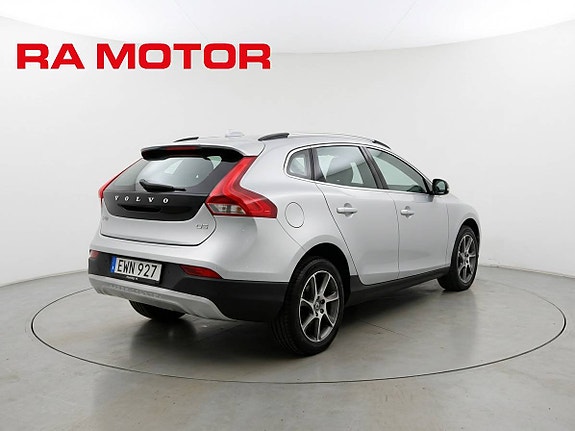 Volvo V40 Cross Country 5 of 5