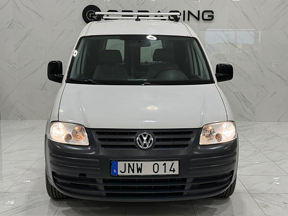 Volkswagen Caddy Maxi 2 of 5