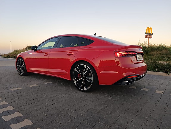 Audi A5 2 of 5