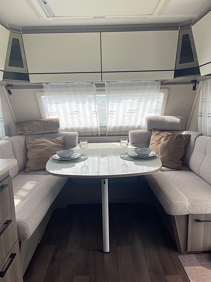 KABE Estate 470 XL KS 3 of 5