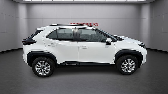 Toyota Yaris Cross 6 of 11