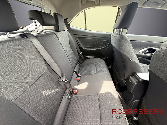 Toyota Yaris Cross 10 of 11