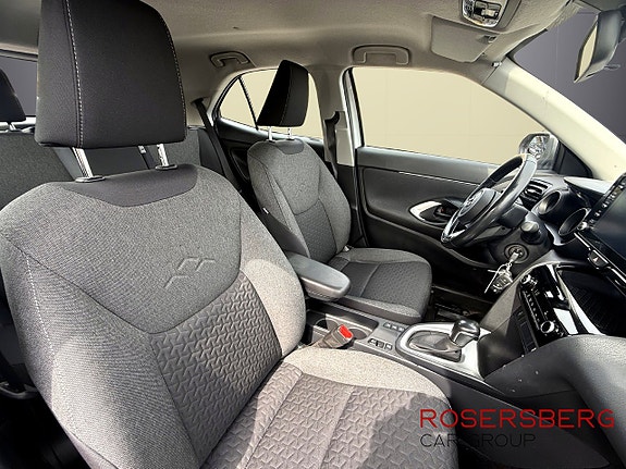 Toyota Yaris Cross 9 of 11