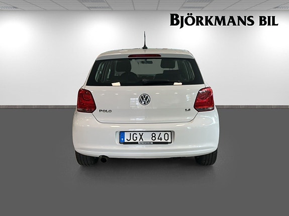 Volkswagen Polo 5 of 5