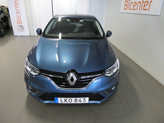 Renault Megane 12 of 24